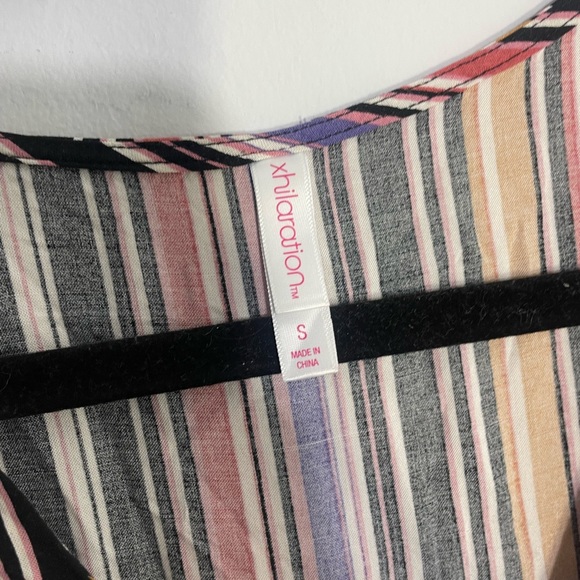 Lightweight Stripe Romper - Picture 5 of 6